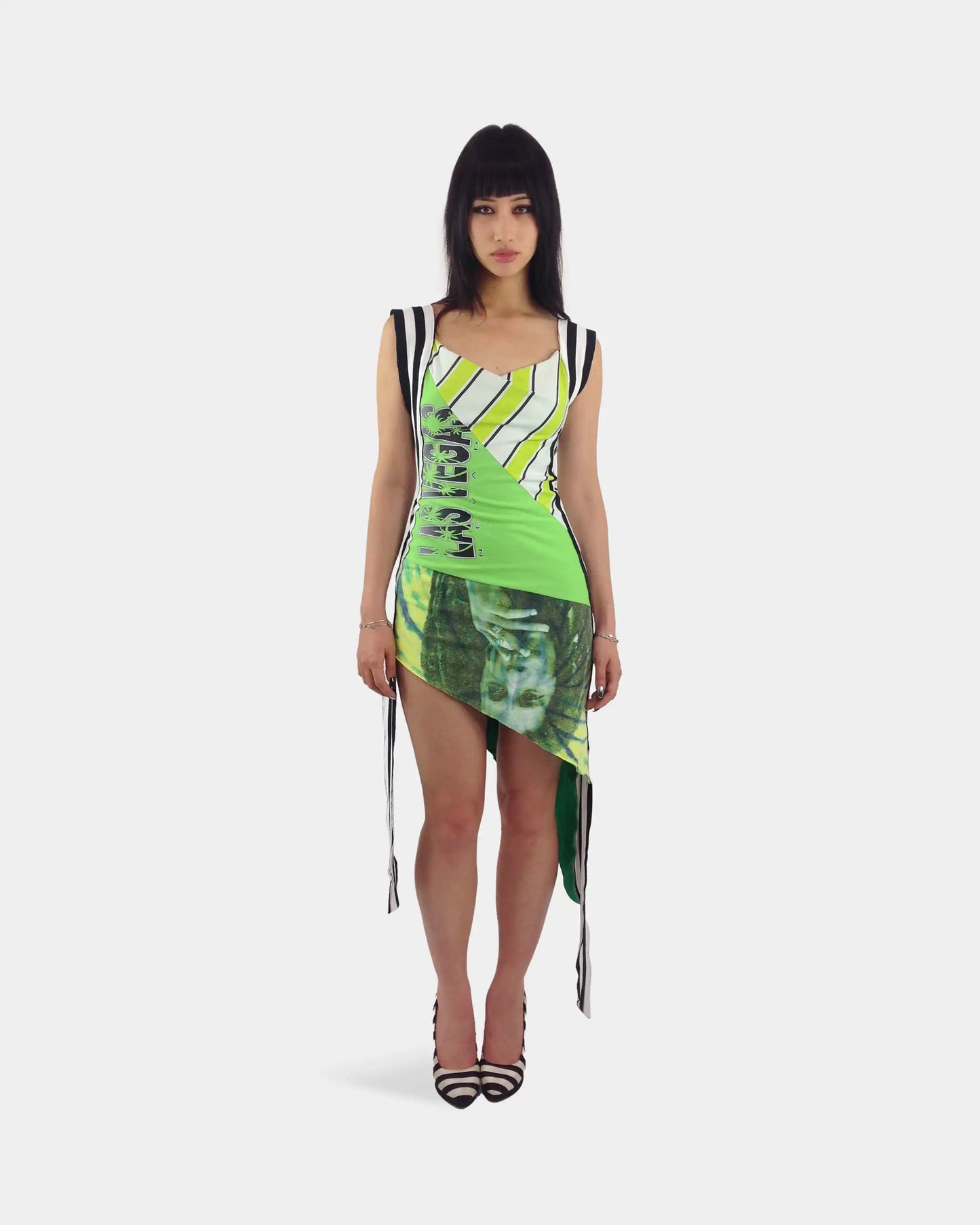 THE DIP DRESS (GREEN) - 1 OF 1